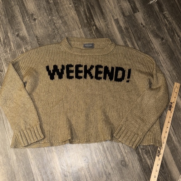 Wooden Ships weekend sweater - woman’s oversized medium - Picture 2 of 6